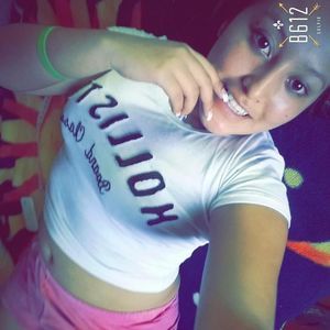 Meet your Posher, Carolina